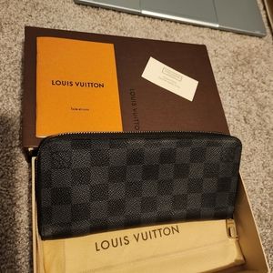 Louis  Vuitton Zippy Vertical